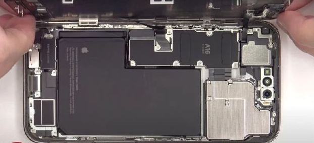 仲巴苹果14维修分享看iPhone 14 Pro Max拆解 